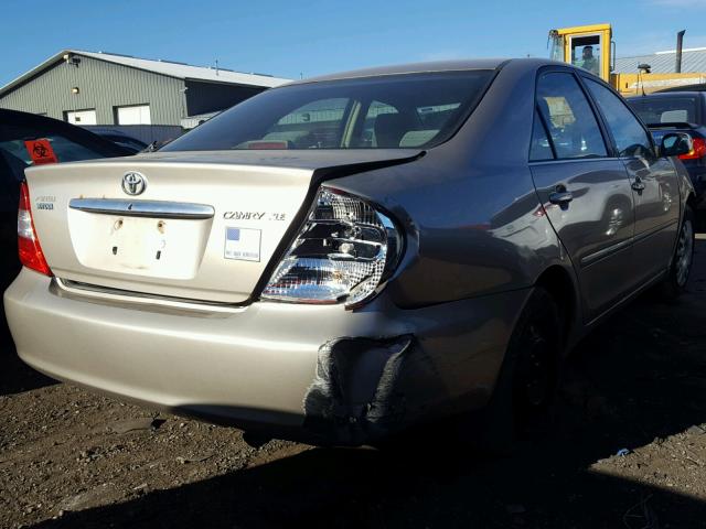 4T1BE32K42U558919 - 2002 TOYOTA CAMRY LE 金色 照片 4