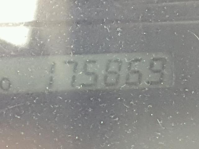 4T1BE32K42U558919 - 2002 TOYOTA CAMRY LE 金色 照片 8