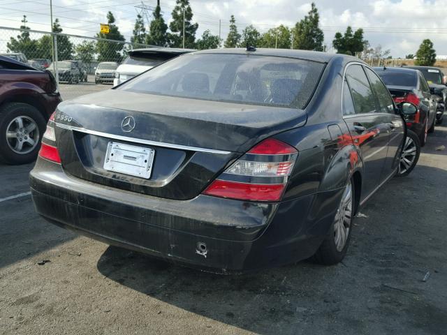 WDDNG71X08A218375 - 2008 MERCEDES-BENZ S 550 BLACK photo 4