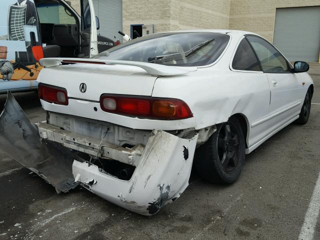 JH4DC446XSS030059 - 1995 ACURA INTEGRA SE WHITE photo 4