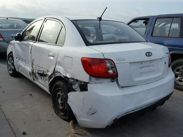 KNADH4A34B6959344 - 2011 KIA RIO BASE WHITE photo 3