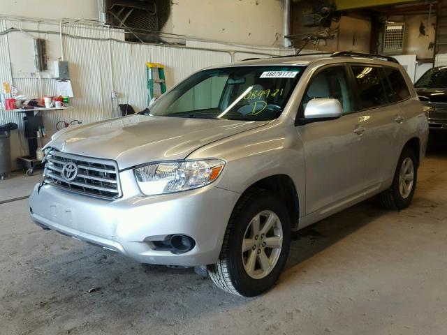 JTEES41A882084921 - 2008 TOYOTA HIGHLANDER SILVER photo 2