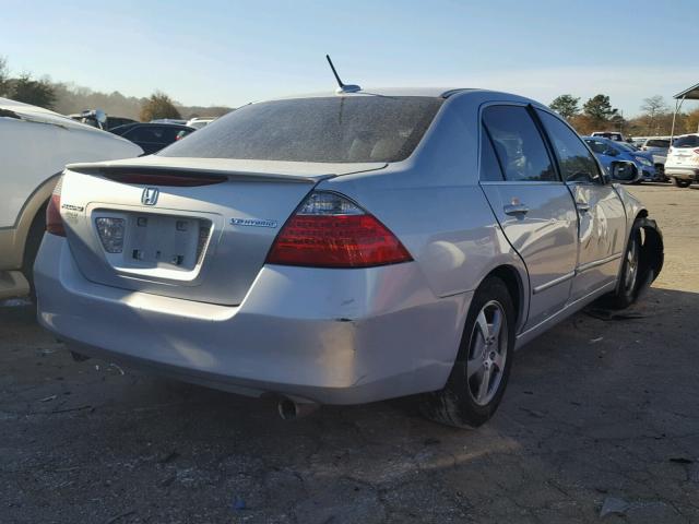 JHMCN364X6C003844 - 2006 HONDA ACCORD HYB SILVER photo 4