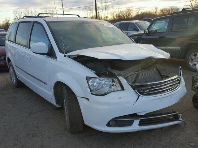 2C4RC1BG3FR561385 - 2015 CHRYSLER TOWN & COU WHITE photo 1