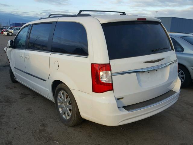 2C4RC1BG3FR561385 - 2015 CHRYSLER TOWN & COU WHITE photo 3