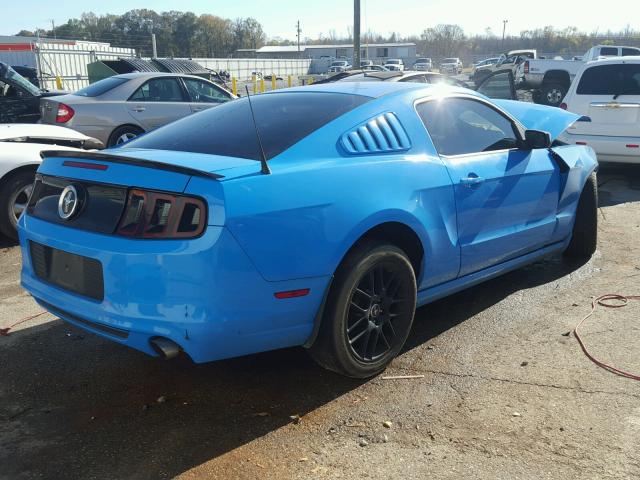 1ZVBP8AM5E5233433 - 2014 FORD MUSTANG BLUE photo 4