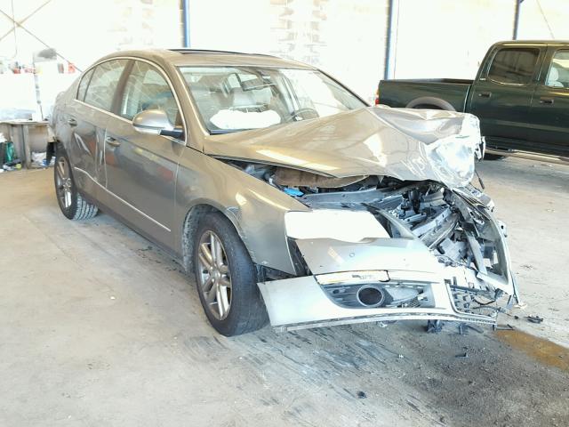 WVWEK73C78E028889 - 2008 VOLKSWAGEN PASSAT LUX SILVER photo 1