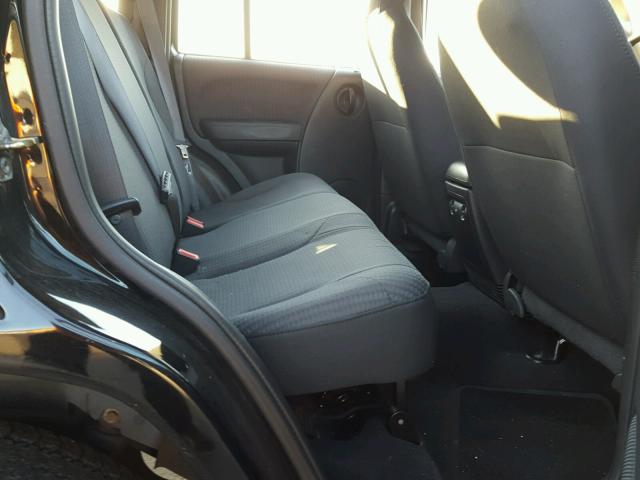 1J4GL48K42W300671 - 2002 JEEP LIBERTY SP BLACK photo 6