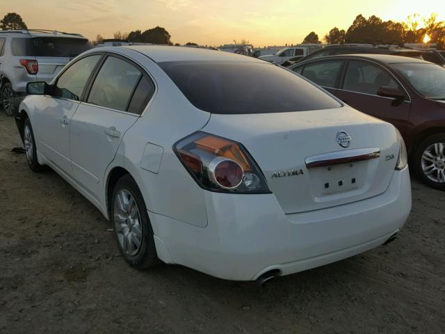 1N4AL2AP3AN407405 - 2010 NISSAN ALTIMA BAS WHITE photo 3