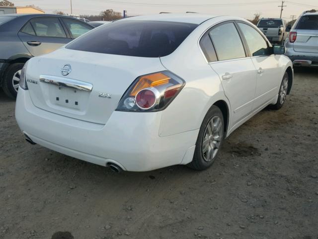 1N4AL2AP3AN407405 - 2010 NISSAN ALTIMA BAS WHITE photo 4