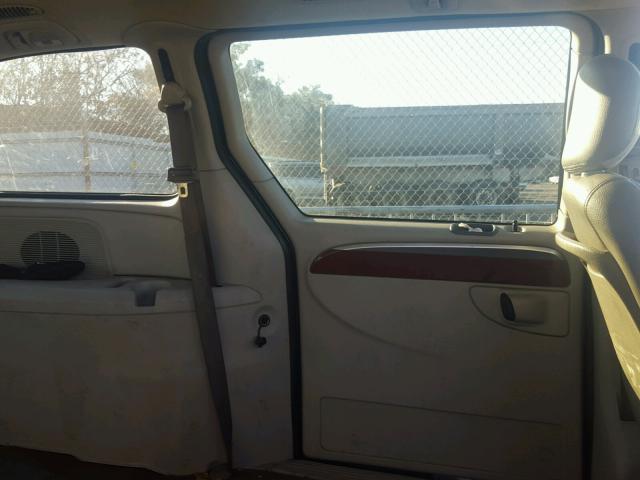 2A4GP54L66R692978 - 2006 CHRYSLER TOWN & COU BLACK photo 6