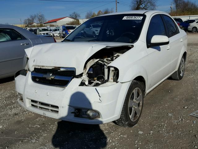 KL1TG5DE6BB175153 - 2011 CHEVROLET AVEO LT WHITE photo 2