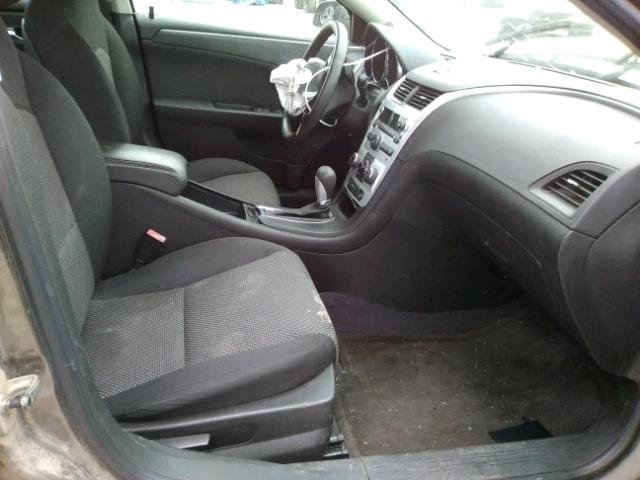 1G1ZC5EB3AF320670 - 2010 CHEVROLET MALIBU 1LT BROWN photo 5