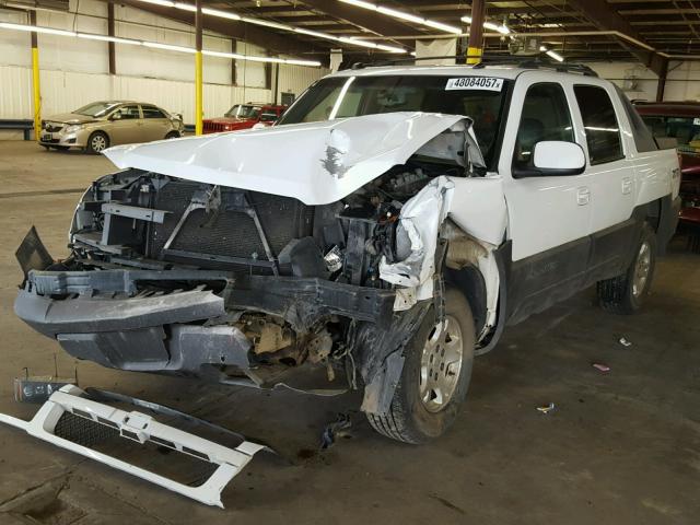 3GNEK12T04G147702 - 2004 CHEVROLET AVALANCHE WHITE photo 2