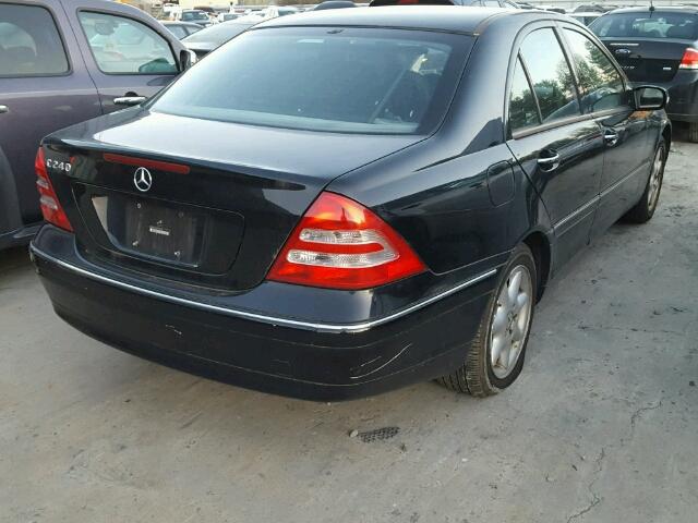 WDBRF61J52F180154 - 2002 MERCEDES-BENZ C 240 BLACK photo 4