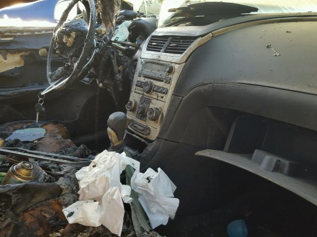 1G1ZC5E07CF354824 - 2012 CHEVROLET MALIBU 1LT 银色 照片 5