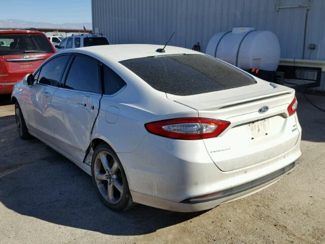 3FA6P0HD5FR234503 - 2015 FORD FUSION SE WHITE photo 3