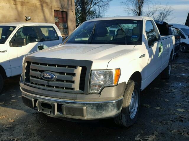 1FTNF1CF1CKD87872 - 2012 FORD F150 WHITE photo 2