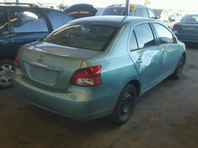 JTDBT923981296024 - 2008 TOYOTA YARIS BLUE photo 4