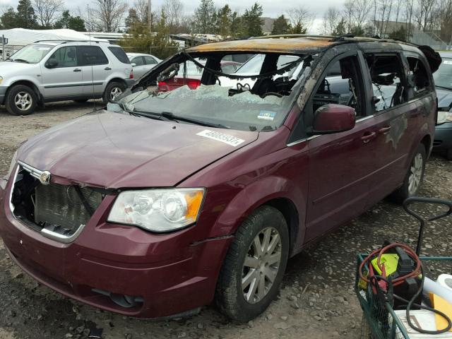 2A8HR54P68R654024 - 2008 CHRYSLER TOWN & COU BURGUNDY photo 2