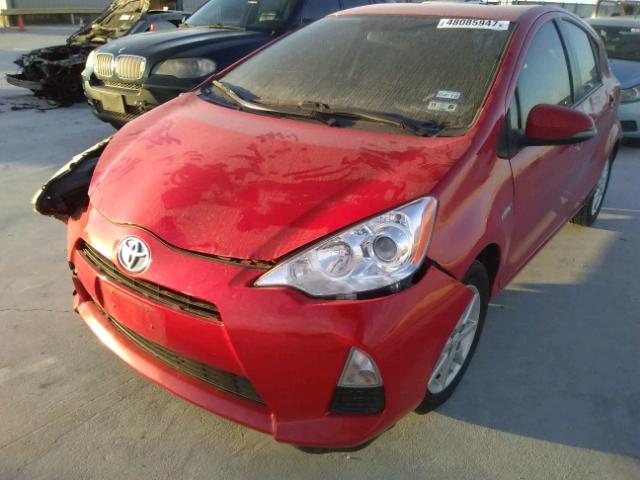 JTDKDTB38E1083426 - 2014 TOYOTA PRIUS C RED photo 2