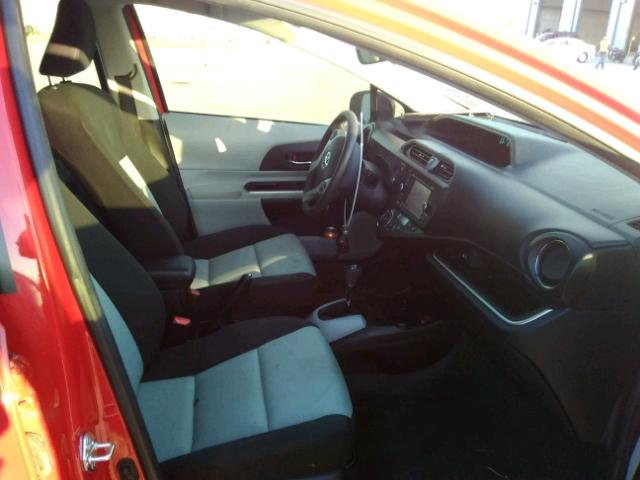 JTDKDTB38E1083426 - 2014 TOYOTA PRIUS C RED photo 5