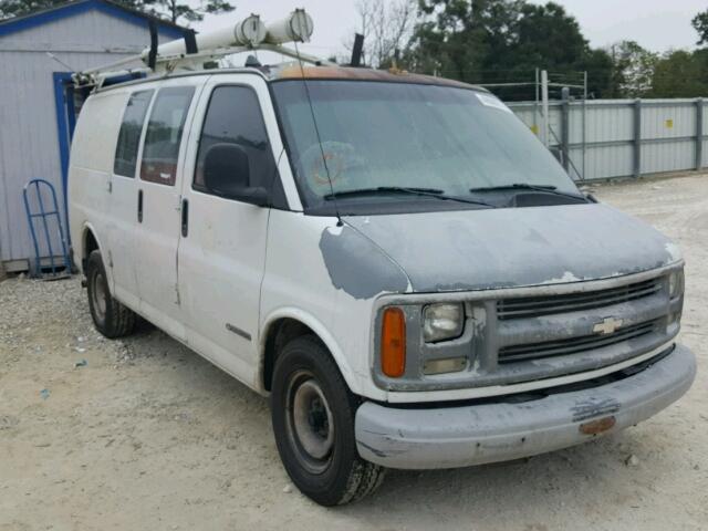 1GCFG25W811215992 - 2001 CHEVROLET EXPRESS G2 WHITE photo 1