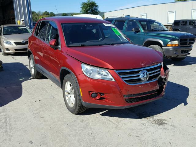 WVGBV7AXXBW001585 - 2011 VOLKSWAGEN TIGUAN S RED photo 1