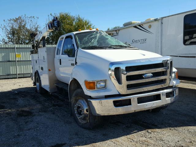 3FRWX65H18V639694 - 2008 FORD F650 SUPER WHITE photo 1