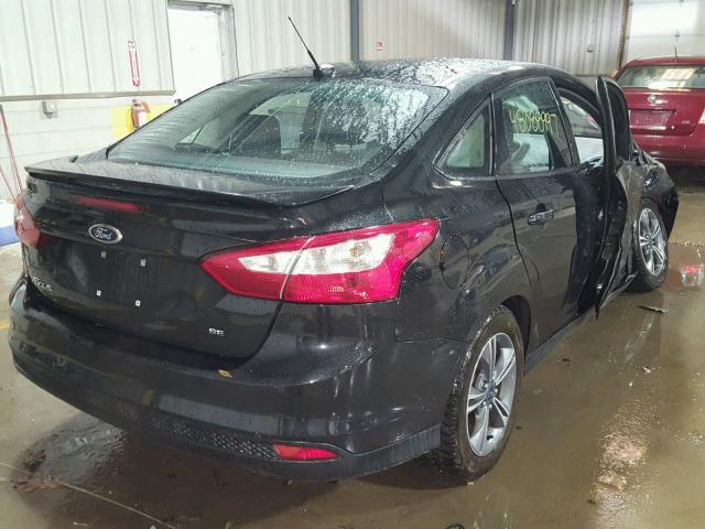 1FADP3F21EL234750 - 2014 FORD FOCUS SE BLACK photo 4