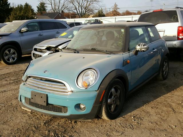 WMWMF33539TW76475 - 2009 MINI COOPER BLUE photo 2