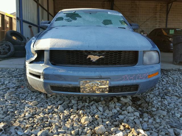 1ZVFT84N465105543 - 2006 FORD MUSTANG BLUE photo 9