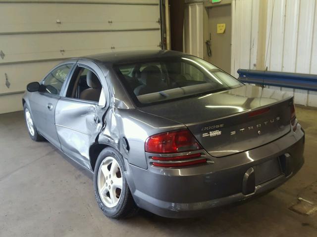 1B3EL46X95N651373 - 2005 DODGE STRATUS SX GRAY photo 3