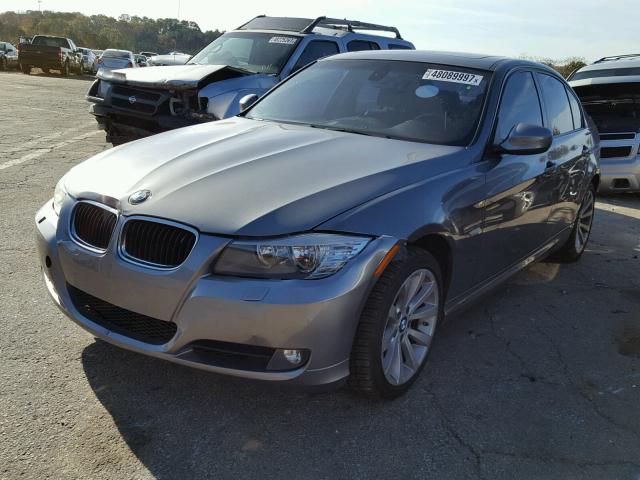 WBAPK5C53BA660900 - 2011 BMW 328 XI SUL GRAY photo 2