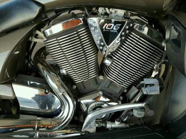 5VPTW36N7D3014810 - 2013 VICTORY MOTORCYCLES CROSS COUN Grafito foto 7