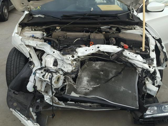 1HGCR2F51EA234328 - 2014 HONDA ACCORD SPO WHITE photo 7