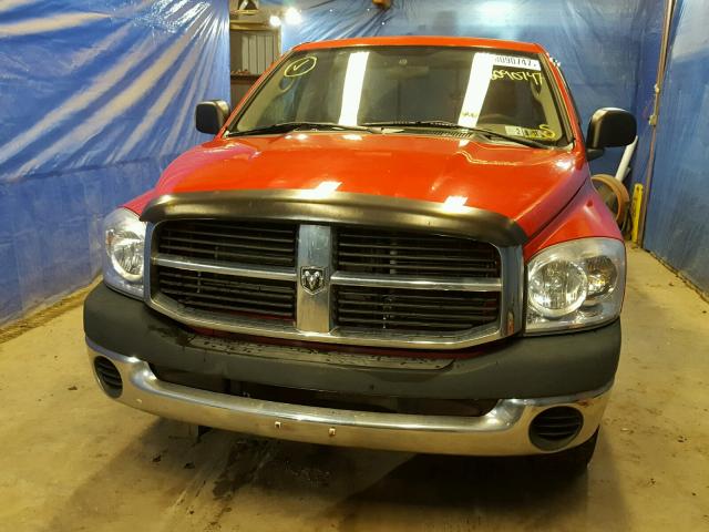 1D7HA16K08J139779 - 2008 DODGE RAM 1500 S RED photo 9