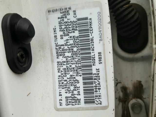 4T1BE32KX2U558536 - 2002 TOYOTA CAMRY LE WHITE photo 10