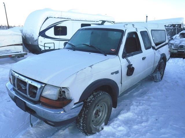 1FTZR15V0YTA74195 - 2000 FORD RANGER SUP WHITE photo 2