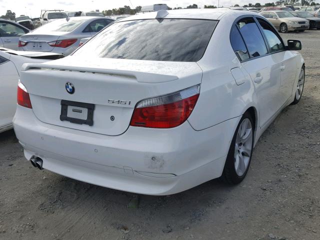 WBANB33565B116854 - 2005 BMW 545 I WHITE photo 4