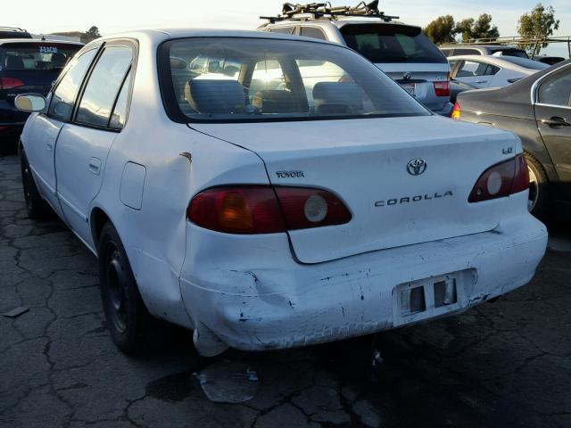 1NXBR12EX2Z616681 - 2002 TOYOTA COROLLA CE WHITE photo 3