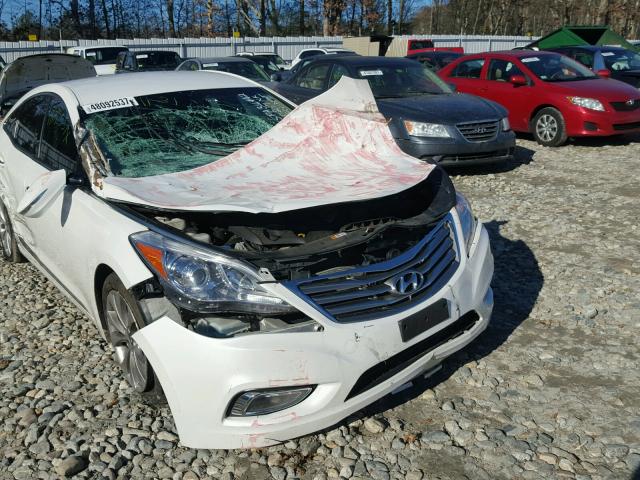 KMHFG4JG4CA124467 - 2012 HYUNDAI AZERA GLS WHITE photo 9