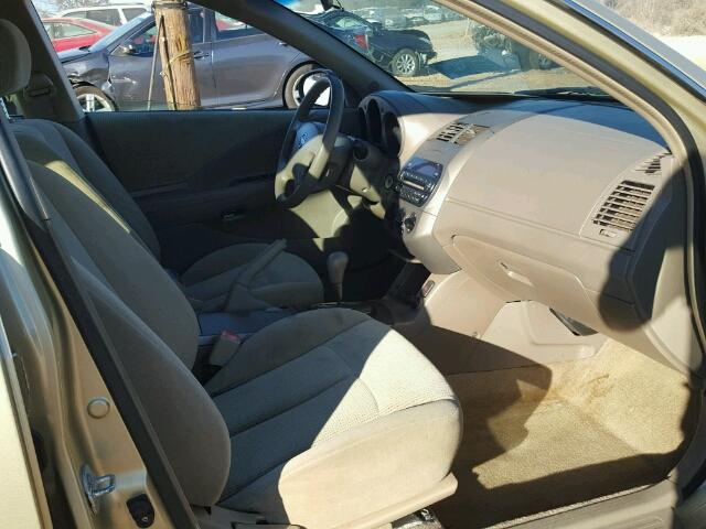 1N4AL11D02C705455 - 2002 NISSAN ALTIMA BAS GOLD photo 5