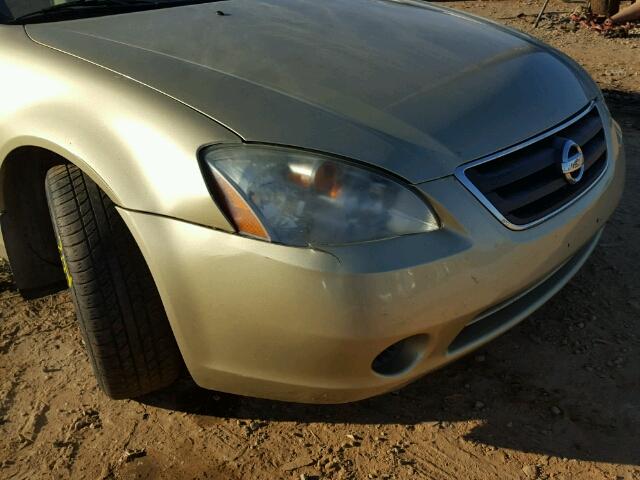 1N4AL11D02C705455 - 2002 NISSAN ALTIMA BAS GOLD photo 9