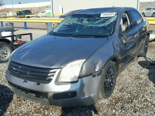 3FAHP06Z28R184265 - 2008 FORD FUSION S SILVER photo 2