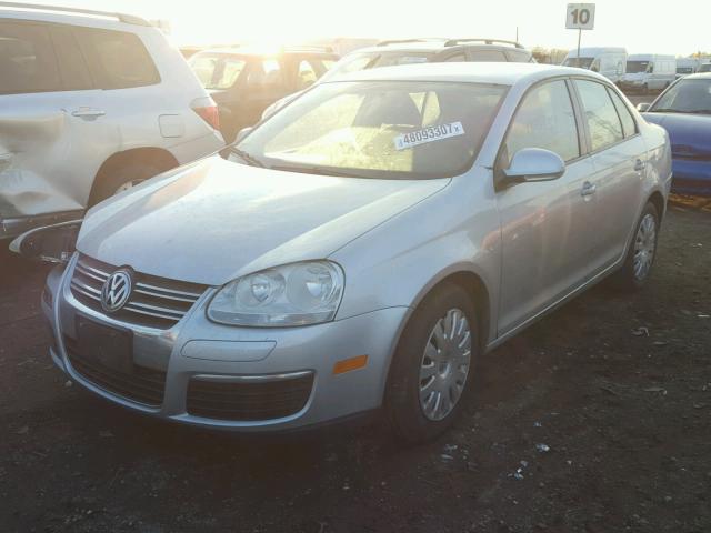 3VWJM71K39M180034 - 2009 VOLKSWAGEN JETTA S SILVER photo 2