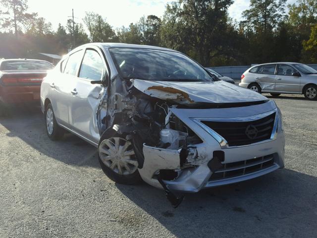 3N1CN7AP7GL893495 - 2016 NISSAN VERSA S SILVER photo 1