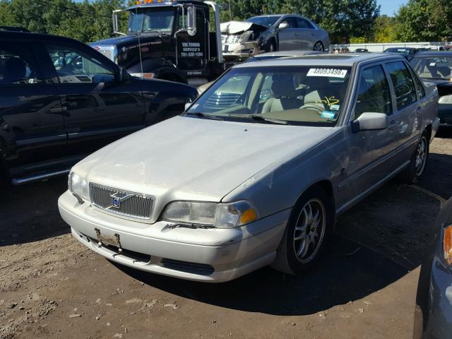 YV1LS56D7Y2661145 - 2000 VOLVO S70 GLT SILVER photo 2