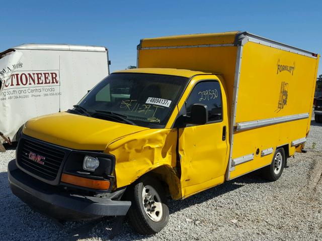 1GDGG31V631900336 - 2003 GMC SAVANA CUT YELLOW photo 2