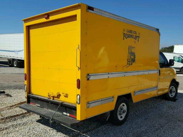 1GDGG31V631900336 - 2003 GMC SAVANA CUT YELLOW photo 4